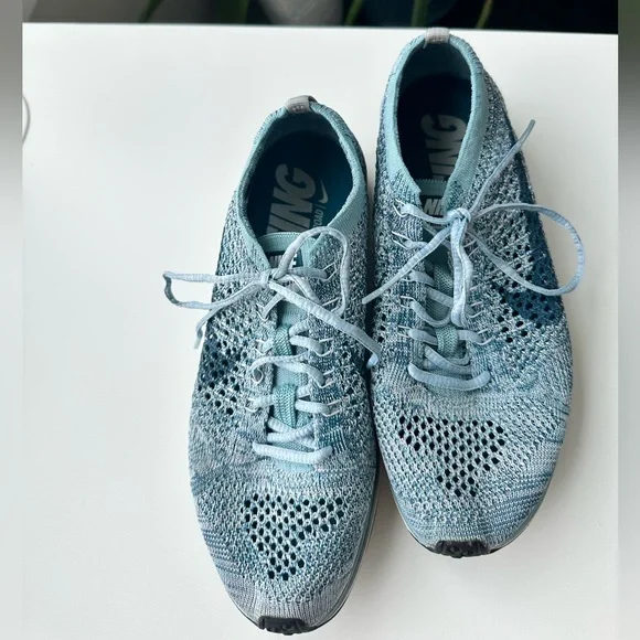 Nike Flyknit Racing Shoes - Picture 4 of 5